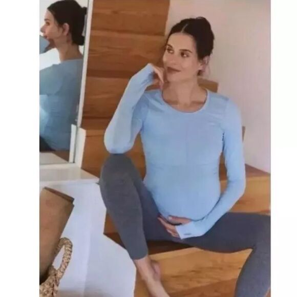 Free People Movement X HATCH Right On Run Layer Large Top Light Blue Maternity - Picture 1 of 6